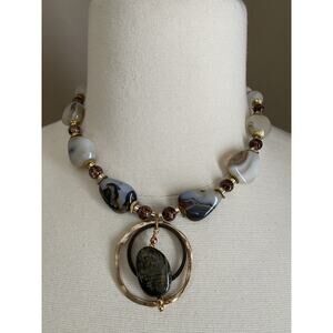 Natural Agate Gemstone Beaded Pendant 18” Goldtone Necklace